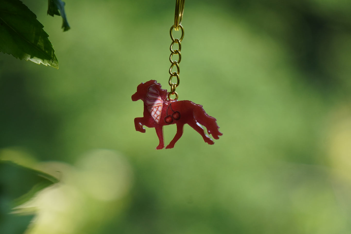 Isländer Schlüsselanhänger „Kirsch-Sahne-Eis“ 🍦